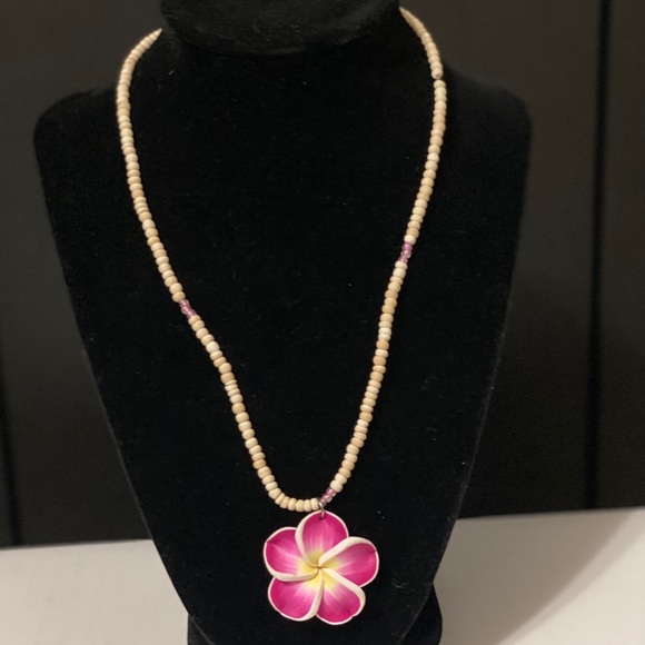 Jewelry - Beaded Flower Necklace from Hawaii
